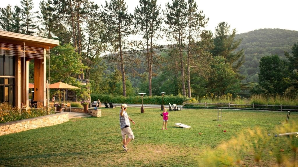 Children playing at family-friendly Topnotch Resort in Stowe, Vermont (Photo: Topnotch Resort)