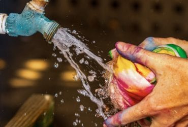 Making Tie-Dye Shirts