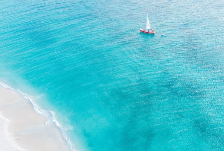 Eagle Beach in Aruba (Photo: Aruba Tourism)