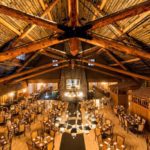 Old Faithful Inn national park lodge in West Yellowstone, Montana (Photo: Shutterstock)