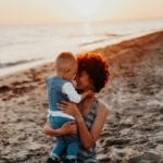 Mother and child on beach (Photo: @dashapats via Twenty20)