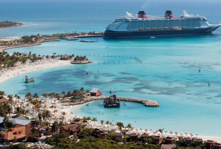 Family cruises aboard Disney Dream visit Castaway Cay (Photo: Disney Cruise Line)