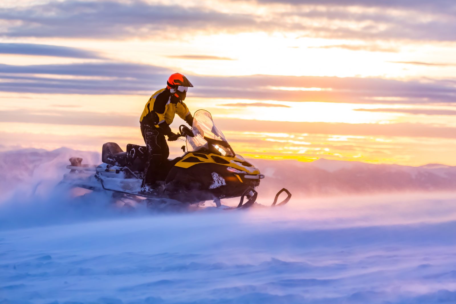 Snowmobile in winter (Photo: Shutterstock)