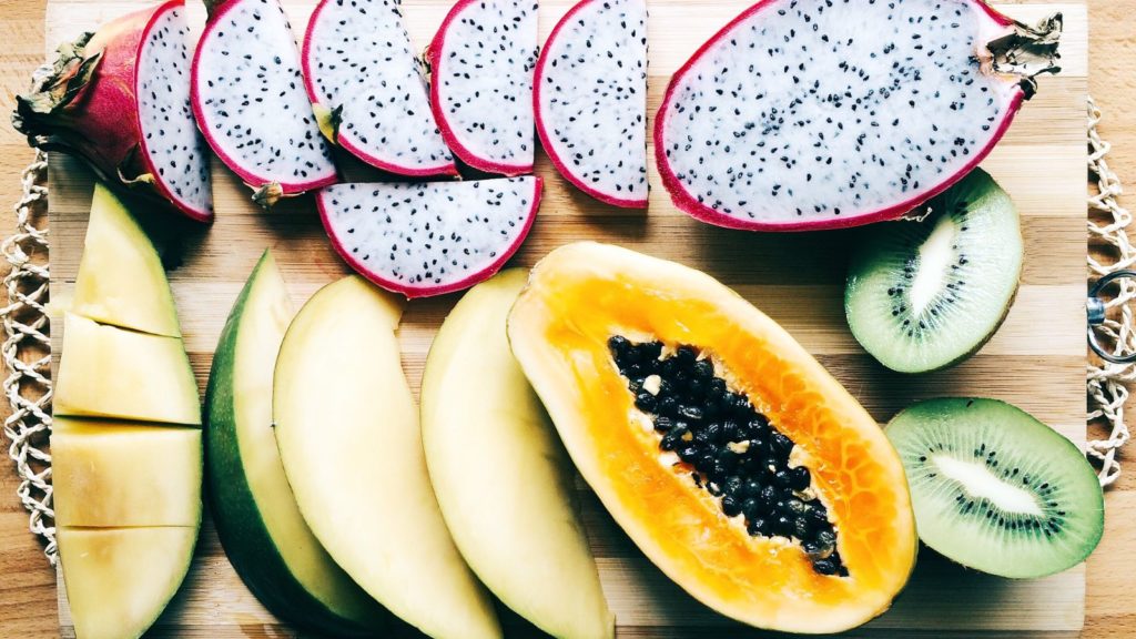 Local fruits on Kauai (Photo: @the_bird_dodo via Twenty20)