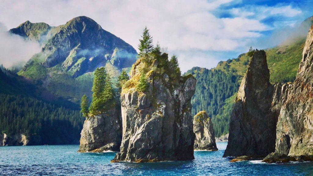 Alaska's Kenai Fjords National Park Seward (Photo: @dianenovick26 via Twenty20)