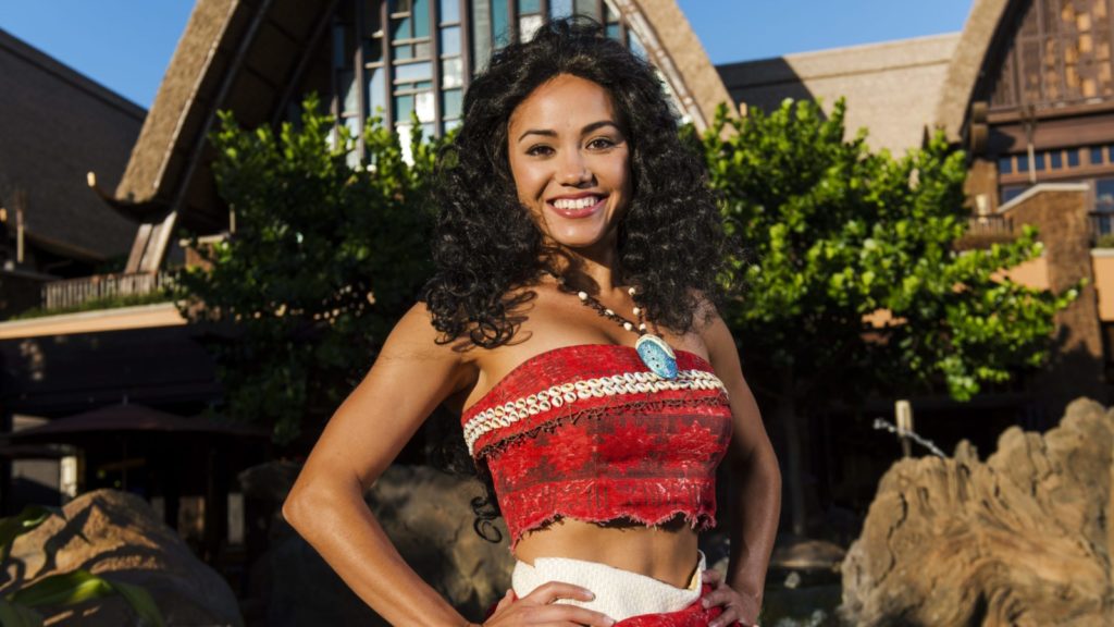 Characters at Aulani, A Disney Resort & Spa – Moana