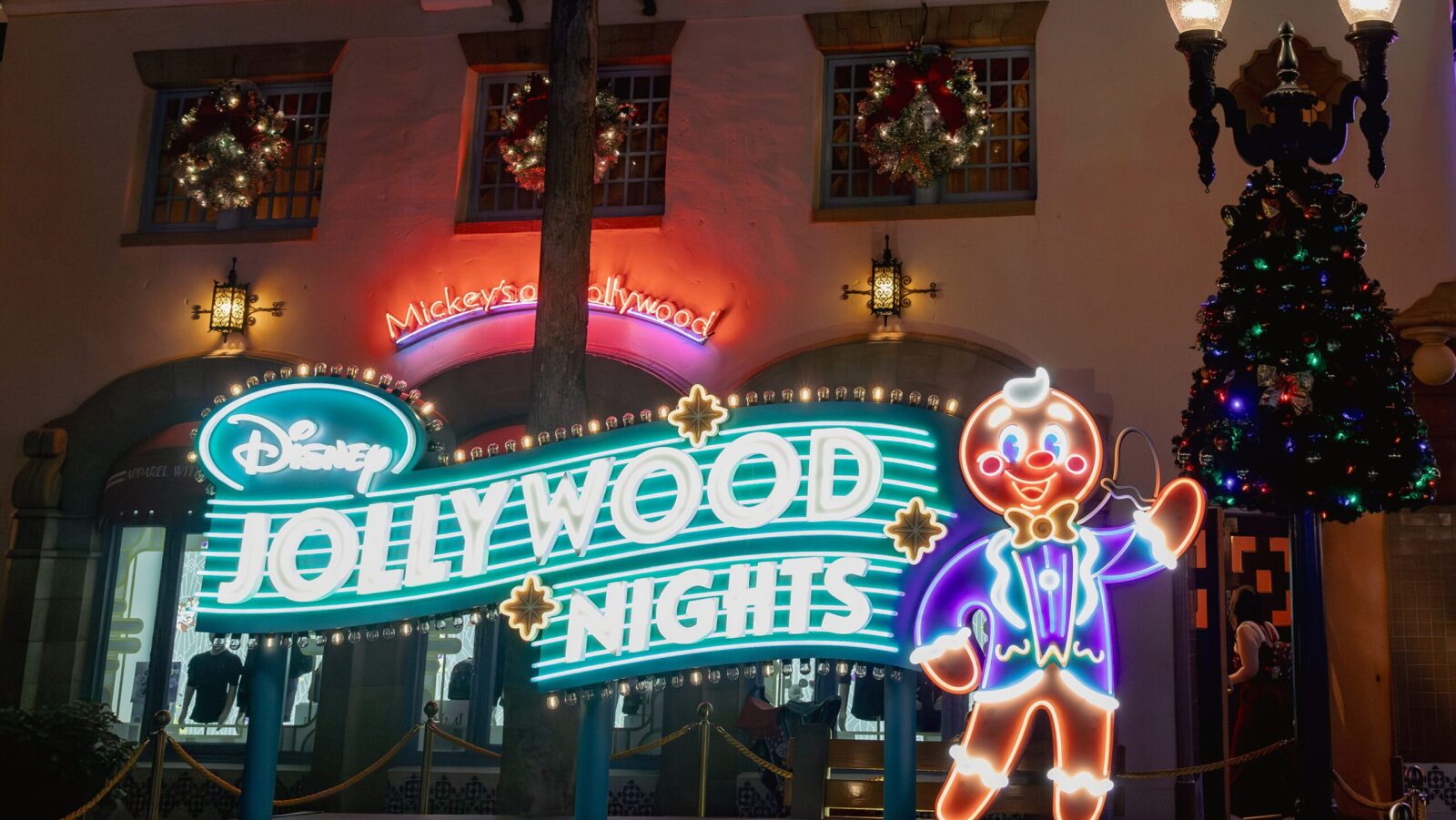 Neon sign for Disney Jollywood Nights