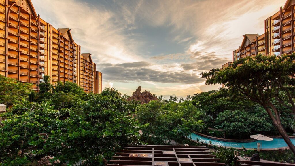 Aulani Waikolohe Valley