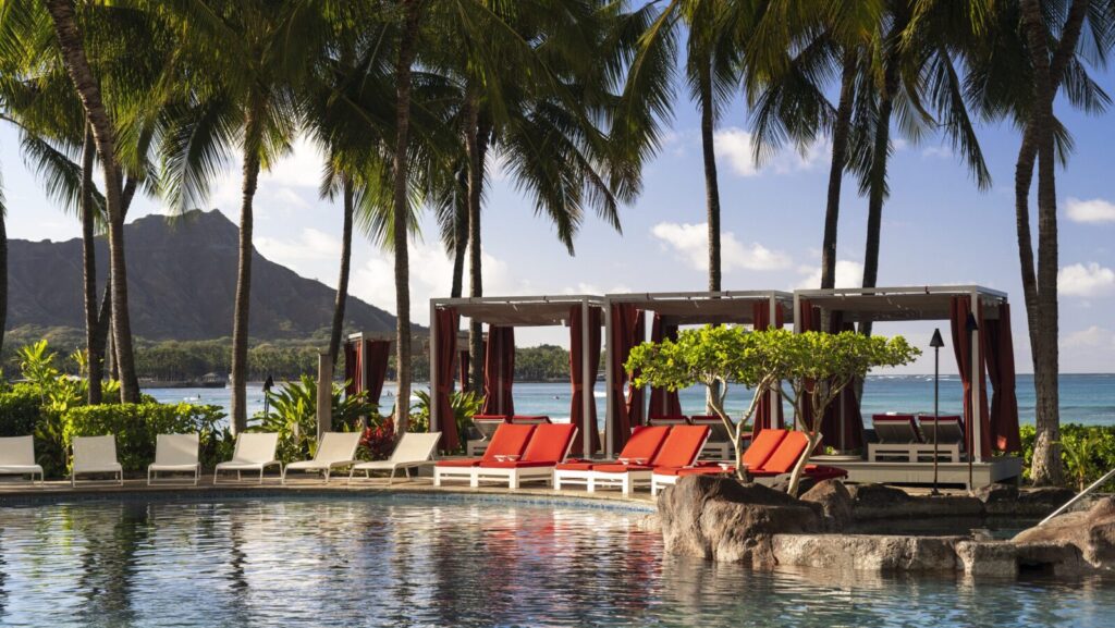 Sheraton Waikiki's family pool (Photo: Sheraton Waikiki)