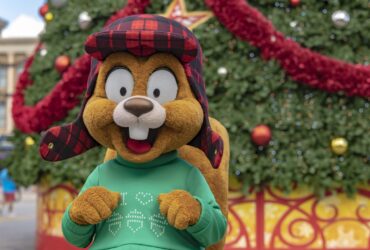 Earl the Squirrel during the holidays at Universal Orlando Resort